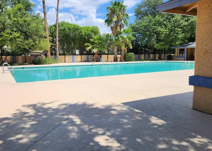Beautiful In Southwest Holiday home *